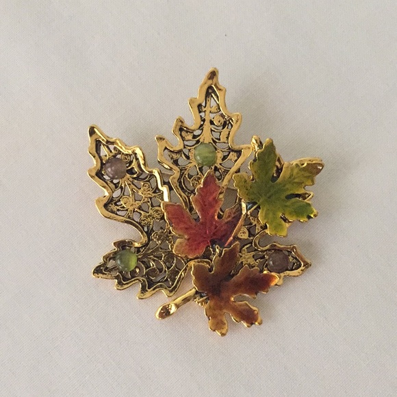 🍏50% OFF/3+...Antique Inspired Maple Leaf Brooch - Picture 3 of 7